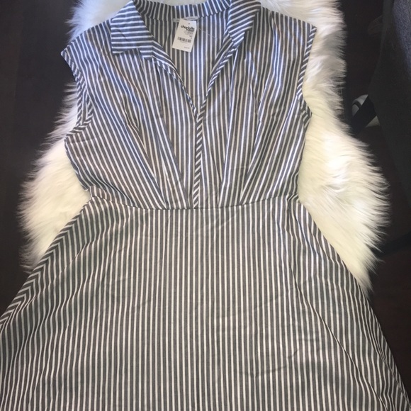 ♣️Charlotte Russe NEW strip dress - Picture 2 of 6